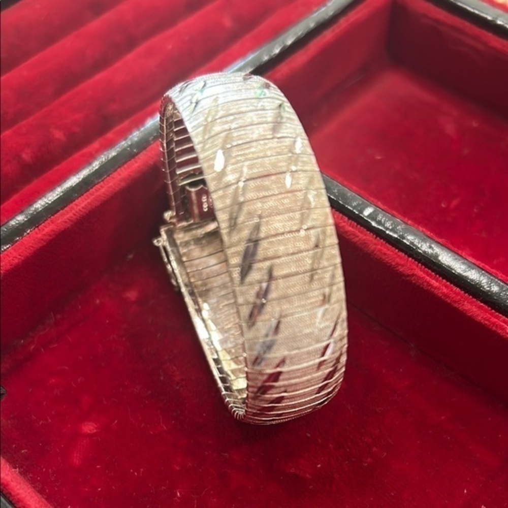 Vintage Italian Sterling Silver Bracelet
Chunky Bold Statement
